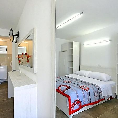 Apartmani Elio Умаг Екстериор снимка